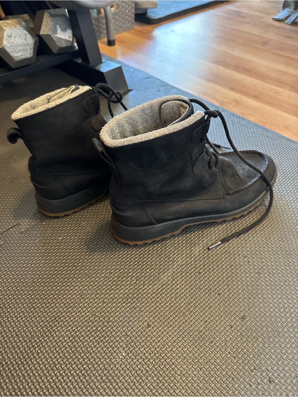 Sperry Boots - Picture 2 of 4